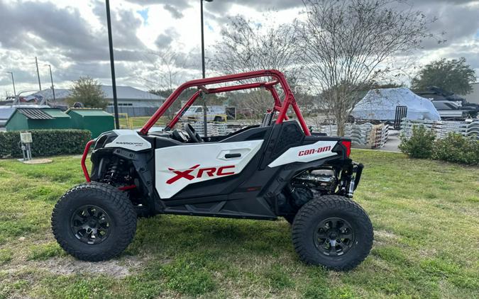 2024 Can-Am® Maverick Sport X rc 1000R