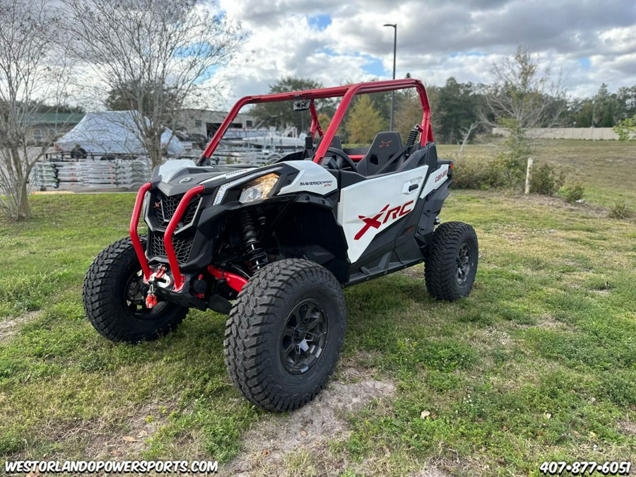 2024 Can-Am® Maverick Sport X rc 1000R