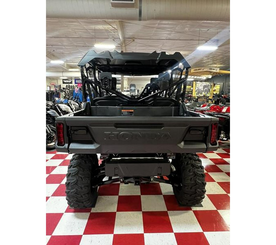 2024 Honda® Pioneer 1000-6 Deluxe Crew