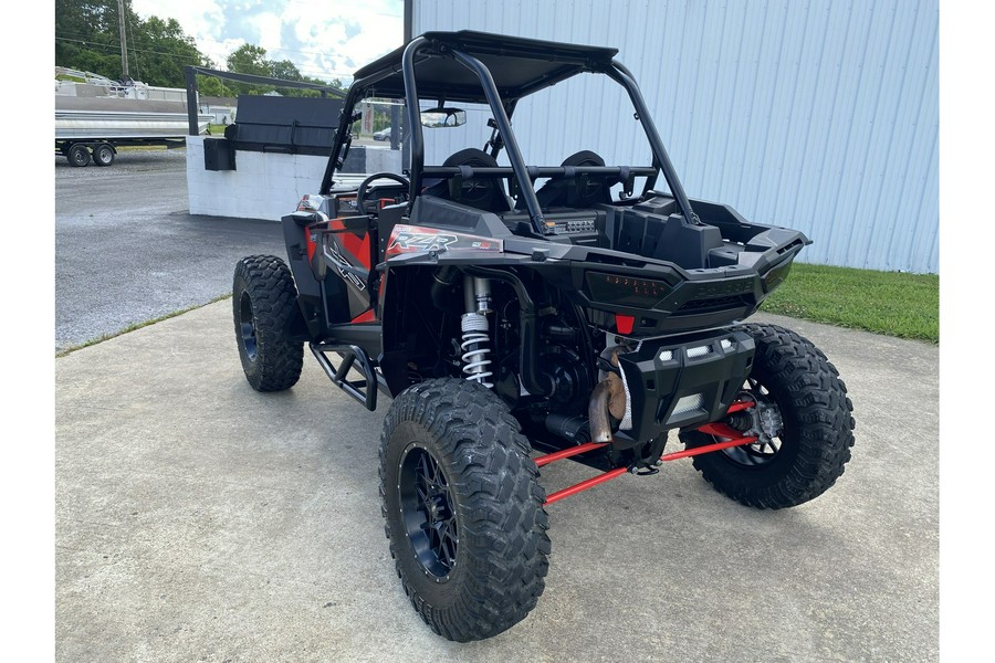 2017 Polaris Industries RZR 1000 XP EPS