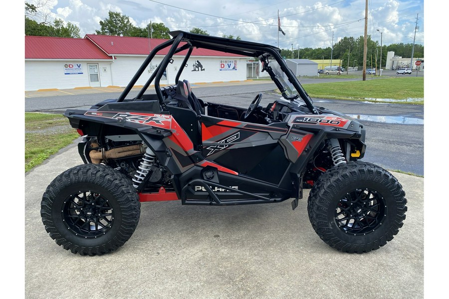 2017 Polaris Industries RZR 1000 XP EPS