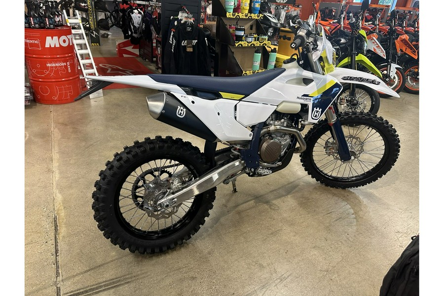 2025 Husqvarna Motorcycles FE 450