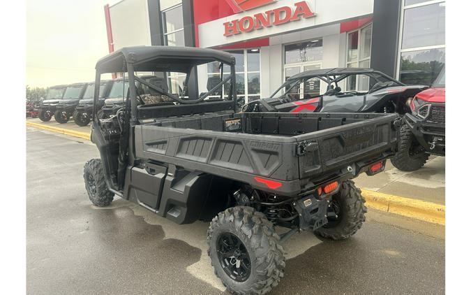 2026 Can-Am SSV DEF PRO XT 64 HD10 BK 26