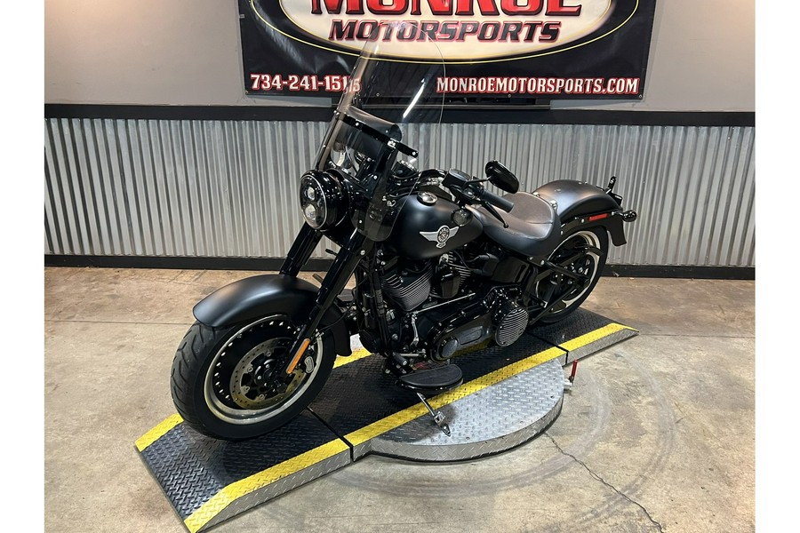 2016 Harley-Davidson® FLSTFBS