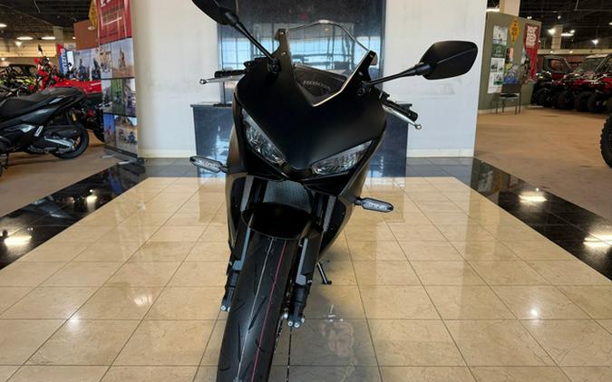 2026 Honda CBR650R E-Clutch