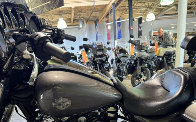 2023 Harley-Davidson Street Glide Special