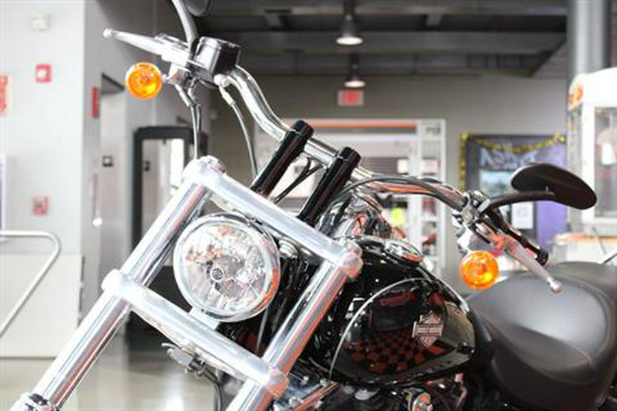 2016 Harley-Davidson Wide Glide®