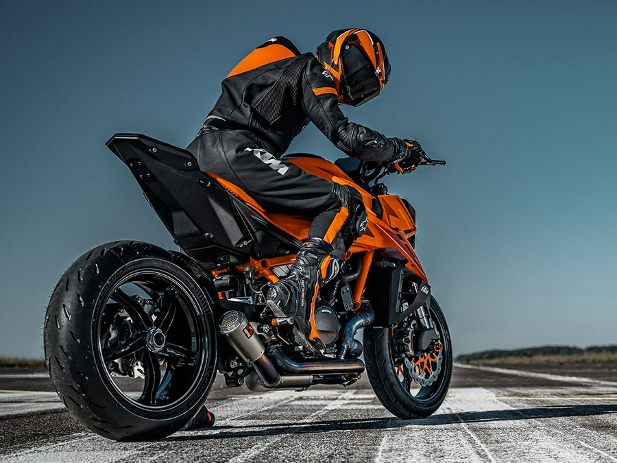 2025 KTM 1390 Super Duke R EVO