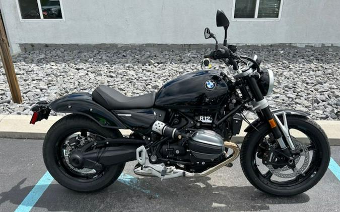 2024 BMW R 12 Blackstorm Metallic