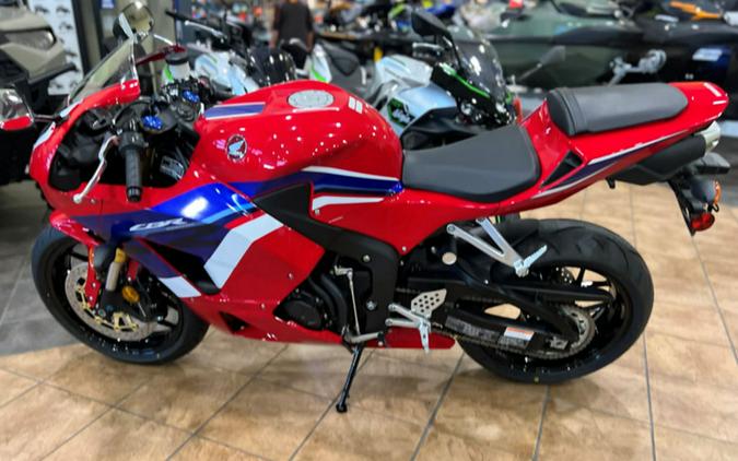 2024 Honda CBR600RR ABS