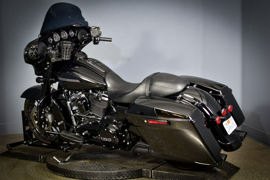 2019 Harley-Davidson Street Glide Special