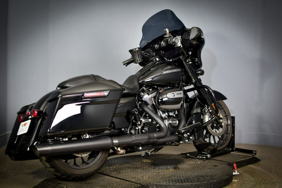 2019 Harley-Davidson Street Glide Special