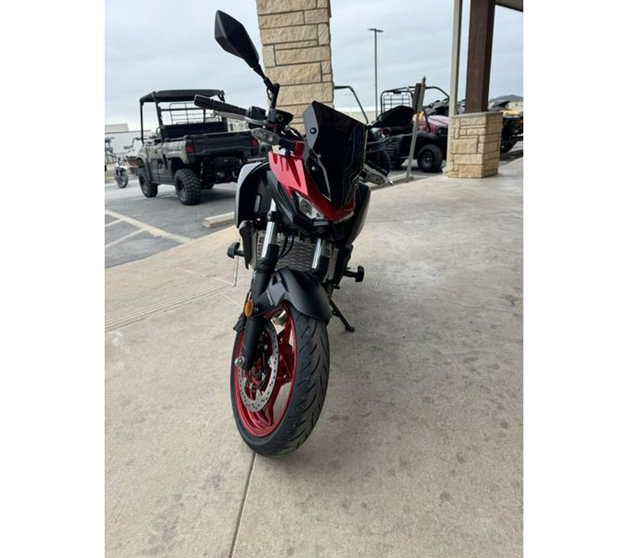 New 2024 KAWASAKI Z500 SE ABS CANDY PERSIMMON RED AND METALLIC FLAT SPARK BLACK AND METALLIC MATTE GRAPHENESTEEL GRAY