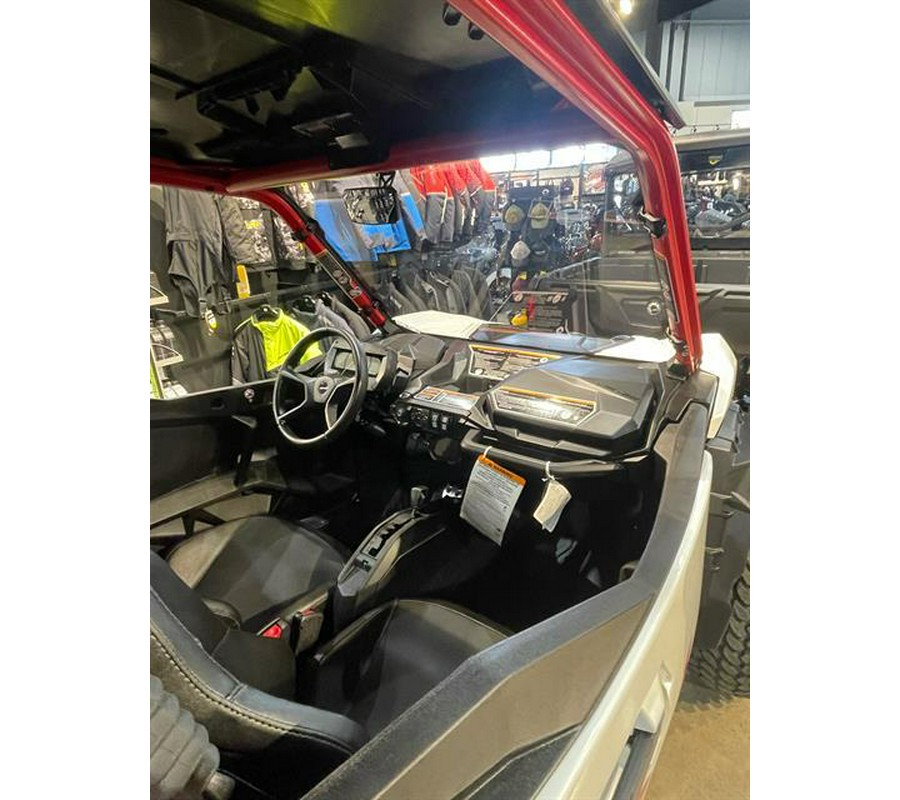 2025 Can-Am Maverick Sport X RC