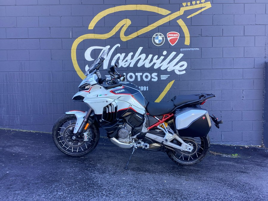 2024 Ducati Multistrada V4 S TRAVEL AND RADAR