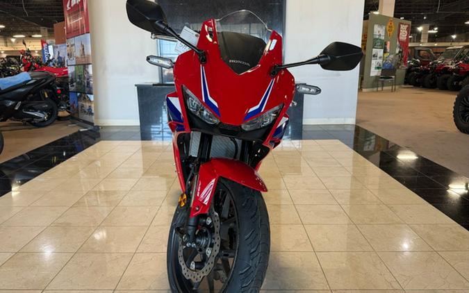 2026 Honda CBR500R