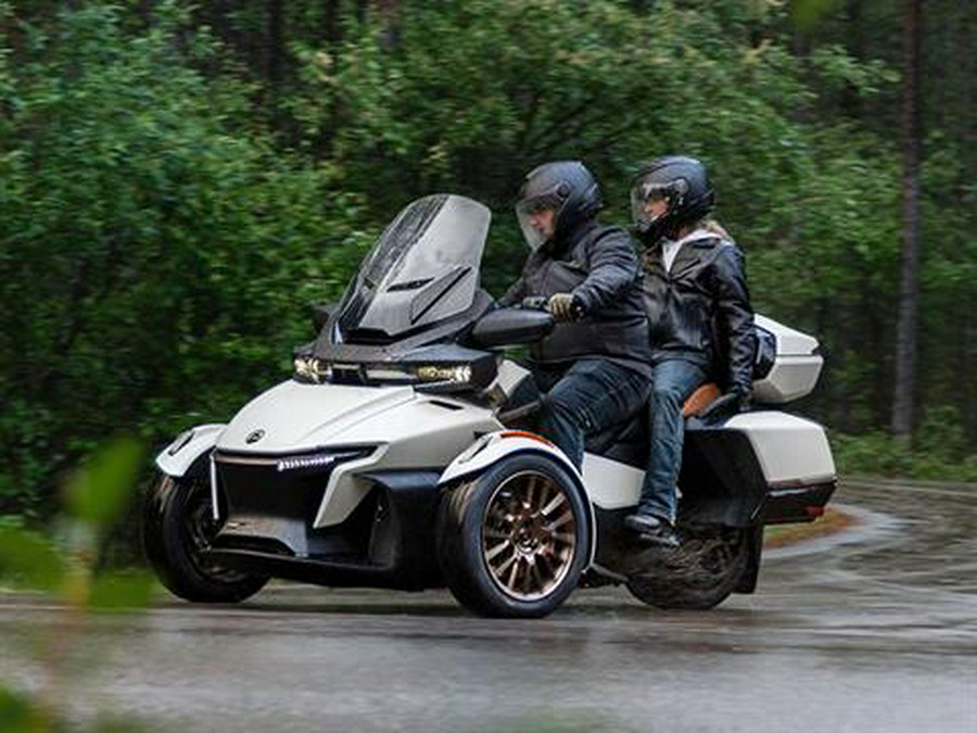 2024 Can-Am Spyder RT Sea-to-Sky