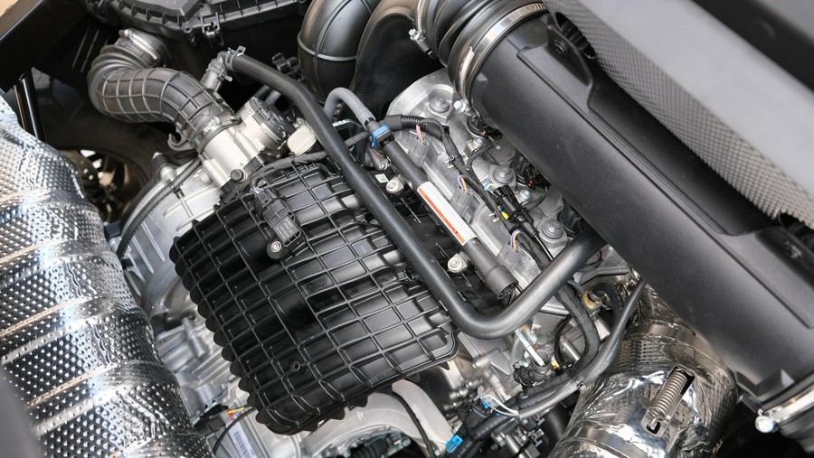 2026 CAN-AM DEFENDER MAX LIMITED CAB HD11