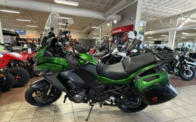 2020 Kawasaki Versys® 1000 SE LT+