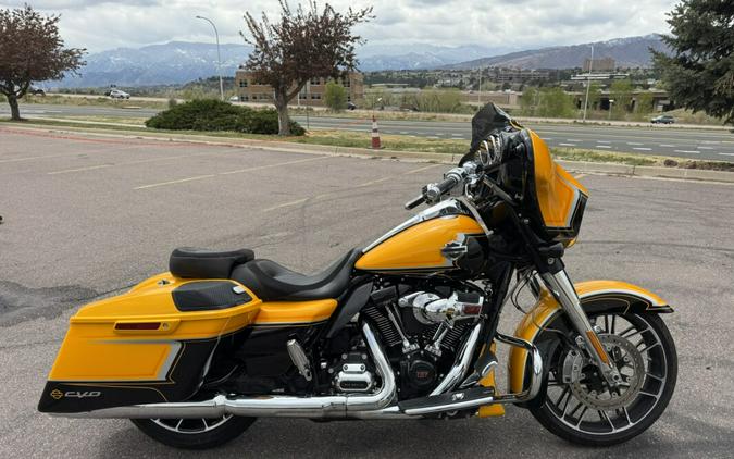 2022 Harley-Davidson® CVO™ Street Glide®