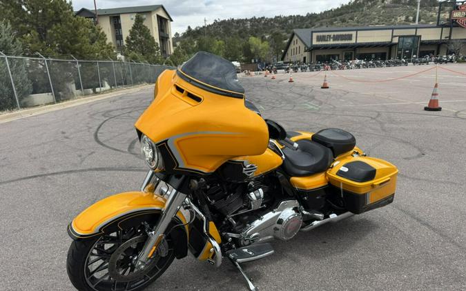 2022 Harley-Davidson® CVO™ Street Glide®