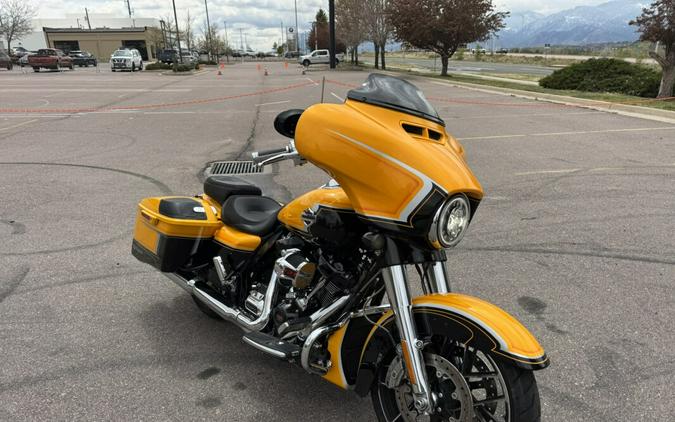 2022 Harley-Davidson® CVO™ Street Glide®