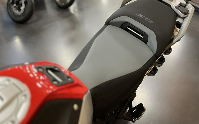 2026 BMW R 1300 GS Adventure Racing Red