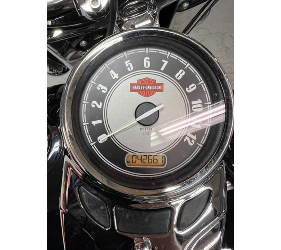 2014 Harley-Davidson® FLSTC - Heritage Softail® Classic