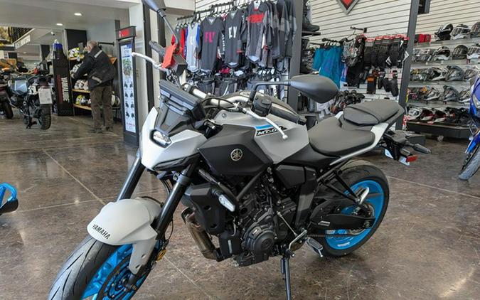 2025 Yamaha MT 07