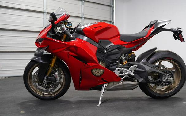 2025 Ducati Panigale V4 S Panigale V4 S