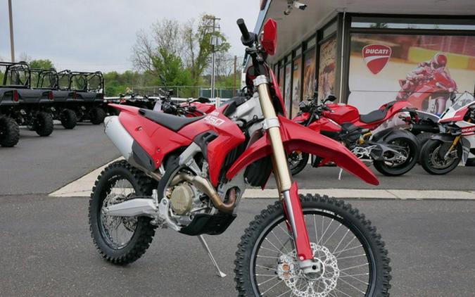 2026 Ducati Desmo450 EDX