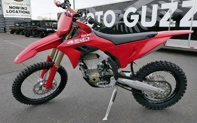 2026 Ducati Desmo450 EDX