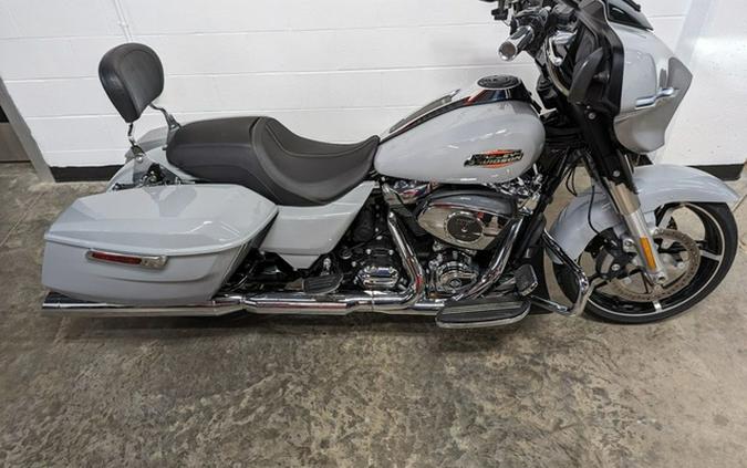 2024 Harley-Davidson FLHX - Street Glide