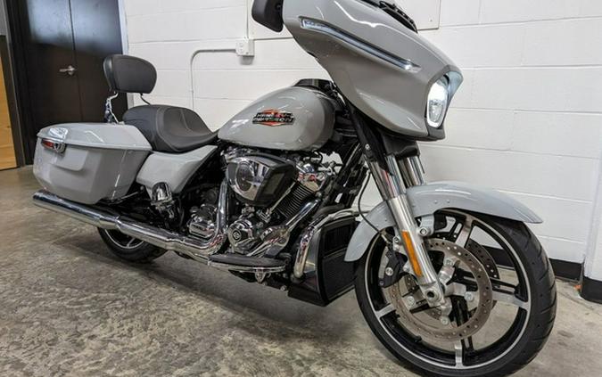 2024 Harley-Davidson FLHX - Street Glide