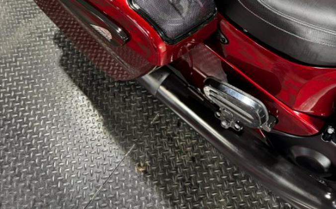 2024 Indian Motorcycle Roadmaster® Dark Horse® with PowerBand Audio Package