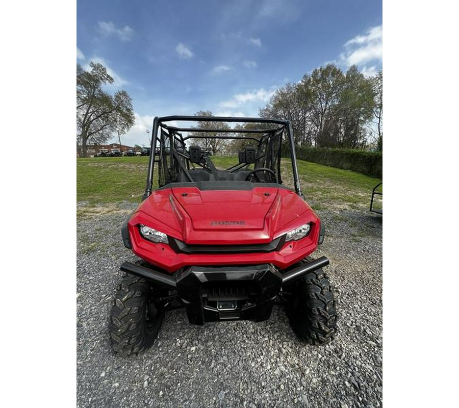 2024 Honda® Pioneer 1000-6 Deluxe Crew