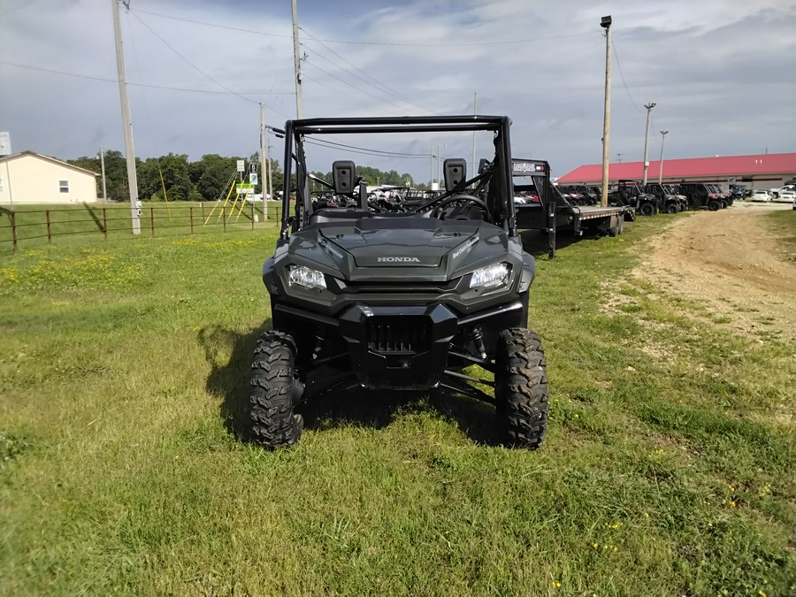 2024 Honda Pioneer 1000 Deluxe