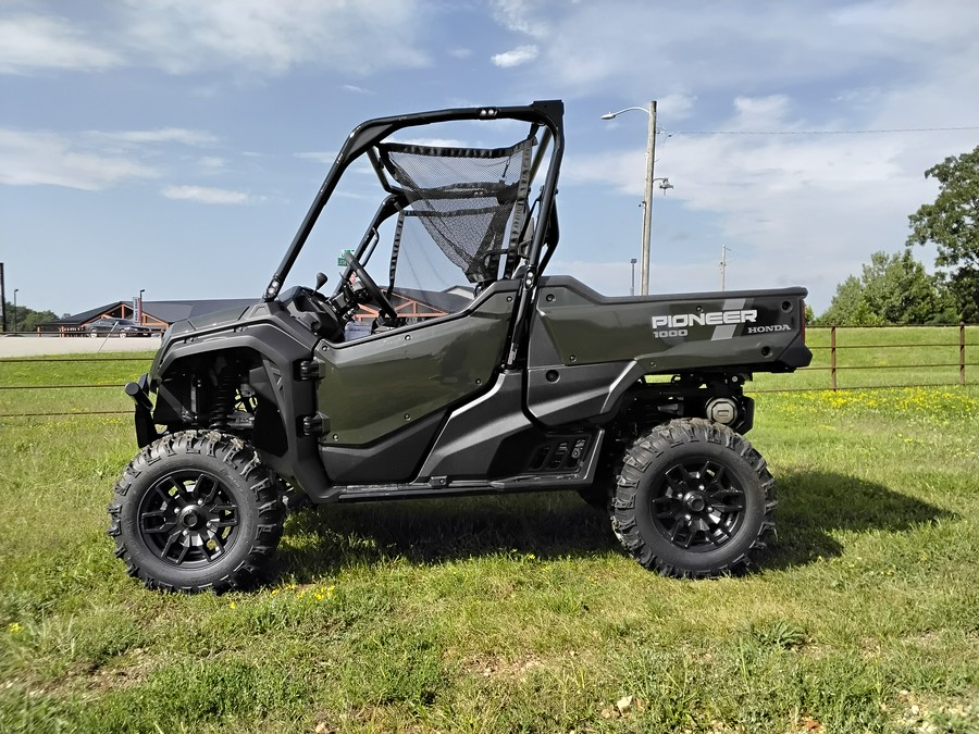 2024 Honda Pioneer 1000 Deluxe