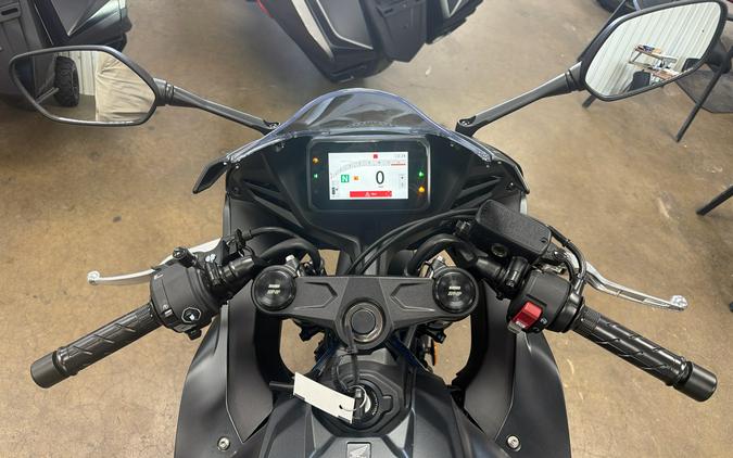 2026 Honda CBR650R E-Clutch