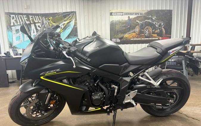 2026 Honda CBR650R E-Clutch