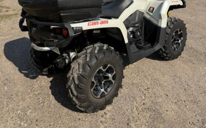 2016 Can-Am Outlander MAX XT 570