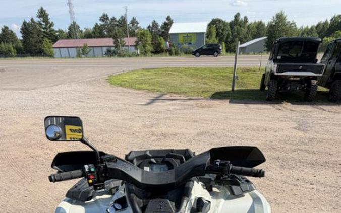 2016 Can-Am Outlander MAX XT 570