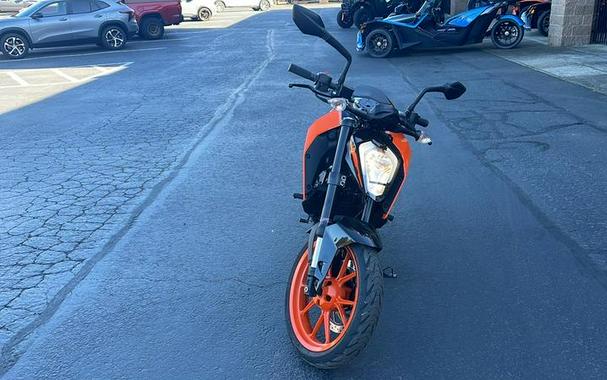 2022 KTM 200 Duke