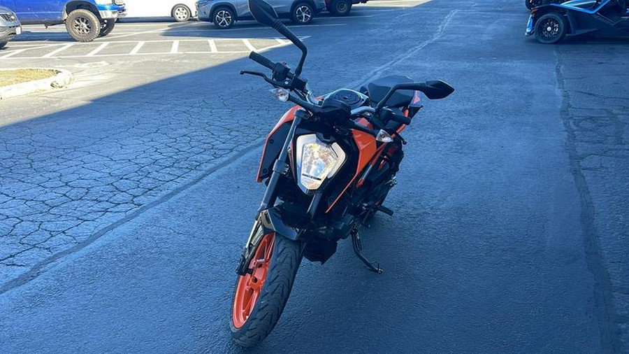 2022 KTM 200 Duke