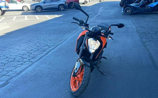 2022 KTM 200 Duke