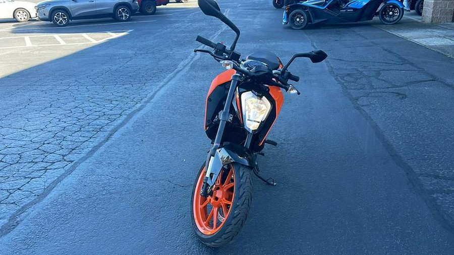 2022 KTM 200 Duke