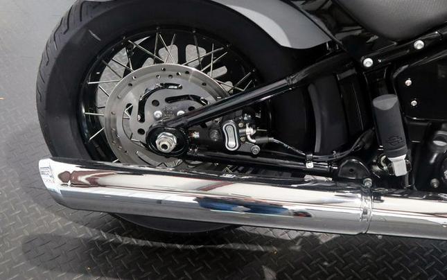 2025 Harley-Davidson® FXBB - Street Bob®