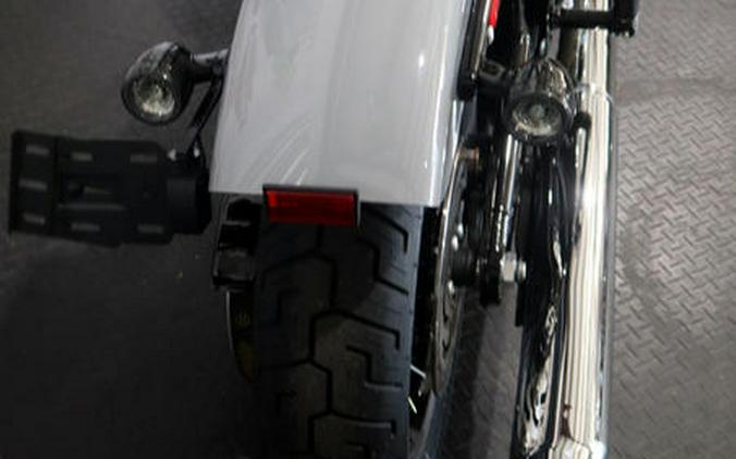 2025 Harley-Davidson® FXBB - Street Bob®