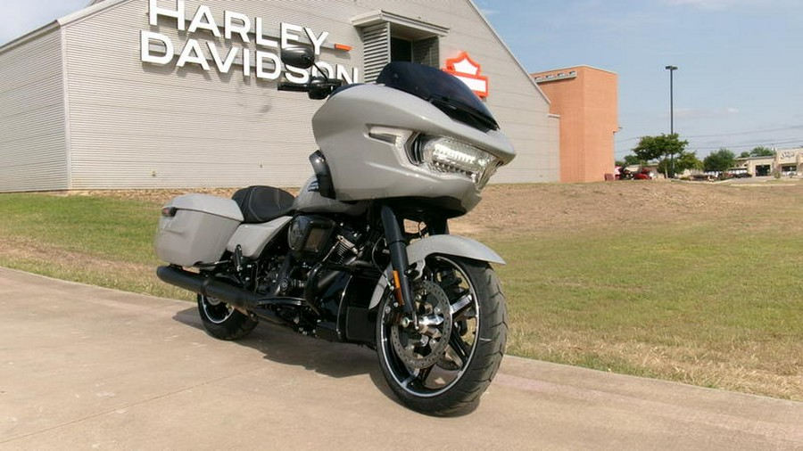 2025 Harley-Davidson® FLTRX - Road Glide®