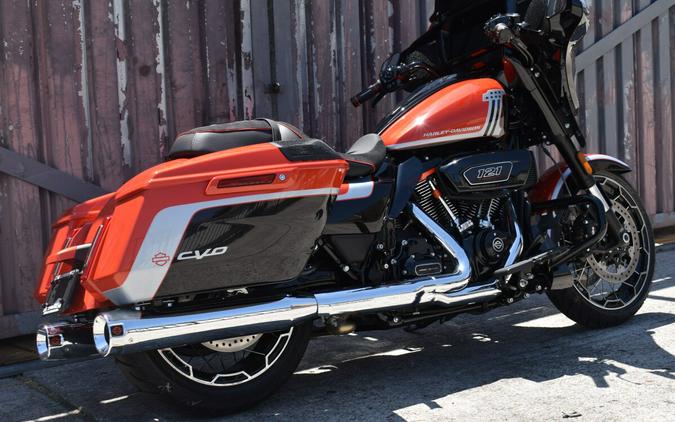 2024 Harley-Davidson® CVO™ Street Glide FLHXSE